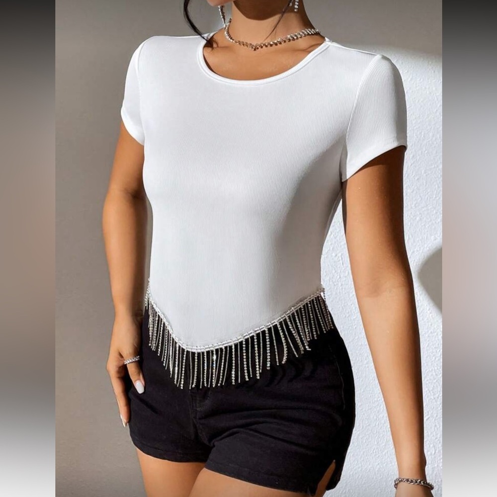 SHEIN Cropped Rave Top - Picture 3 of 10